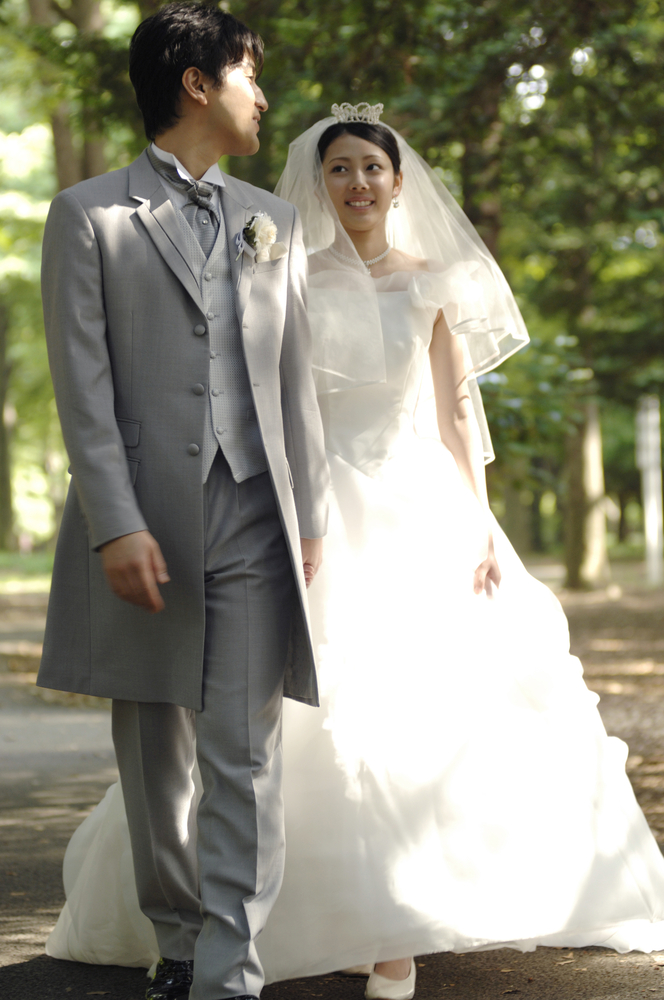 花嫁 も 必見 結婚式での新郎のタキシードを選ぶ際に知っておきたい６つのこと