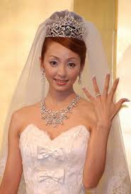 芸能人夫婦、神田うのさん・西村卓郎さんの結婚指輪はDuNoA（デュノア）
