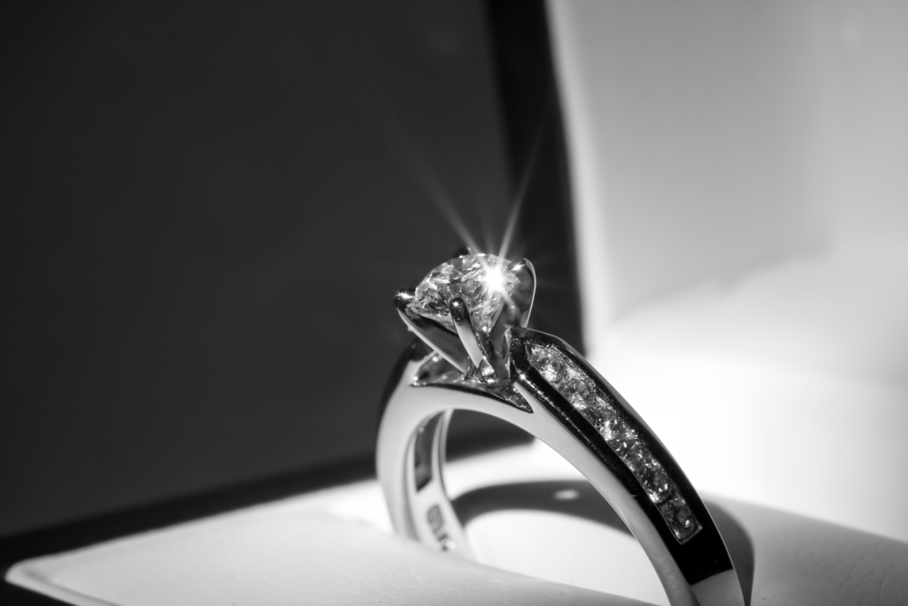 婚約指輪のダイヤの４Cとは？