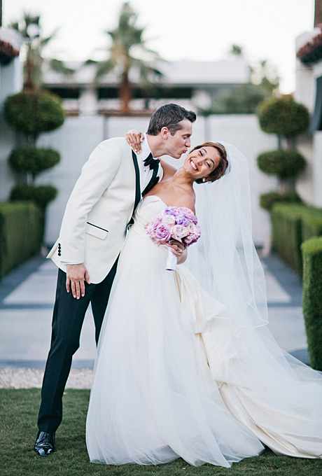 romantic-wedding-the-viceroy-palm-springs-couple