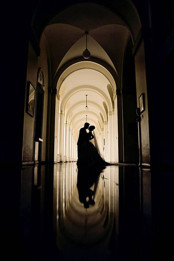bride-groom-silhouette-reflection