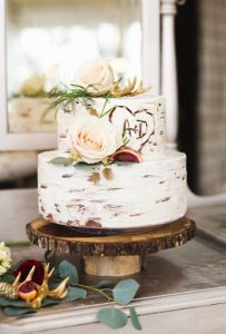 rustic-wedding-cakes-keira-lemonis-photography