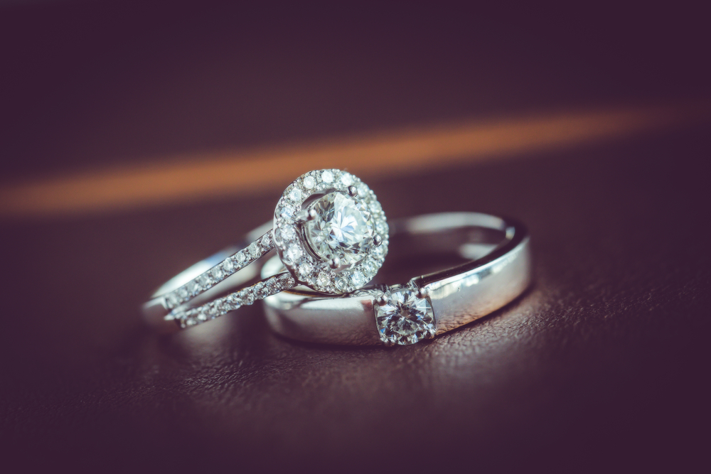 婚約指輪にプラチナを選ばざるを得なくなる５つの真実