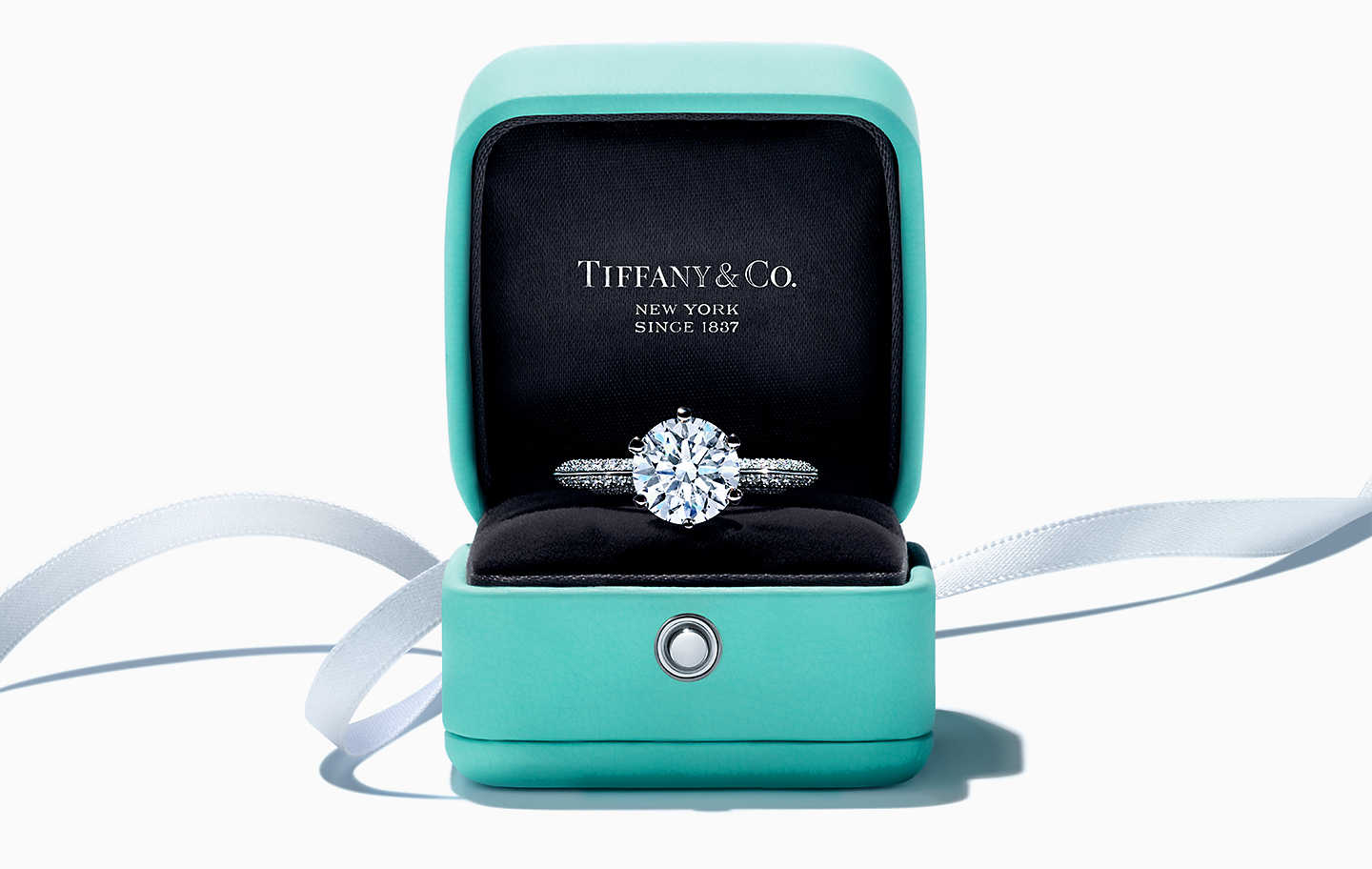 ティファニーの一番安い婚約指輪はいくら どうしてもティファニーが欲しいあなたへ