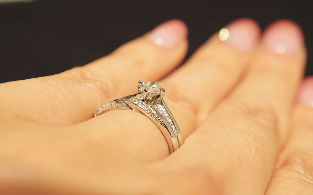 【試着動画あり】エクセルコ ダイヤモンドの婚約指輪・結婚指輪重ねづけ人気4選・横浜店取材！