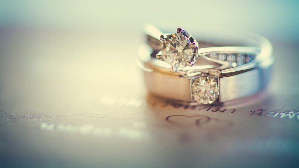 結婚指輪を選ぶなら要確認！ブランドの永久保証をチェック