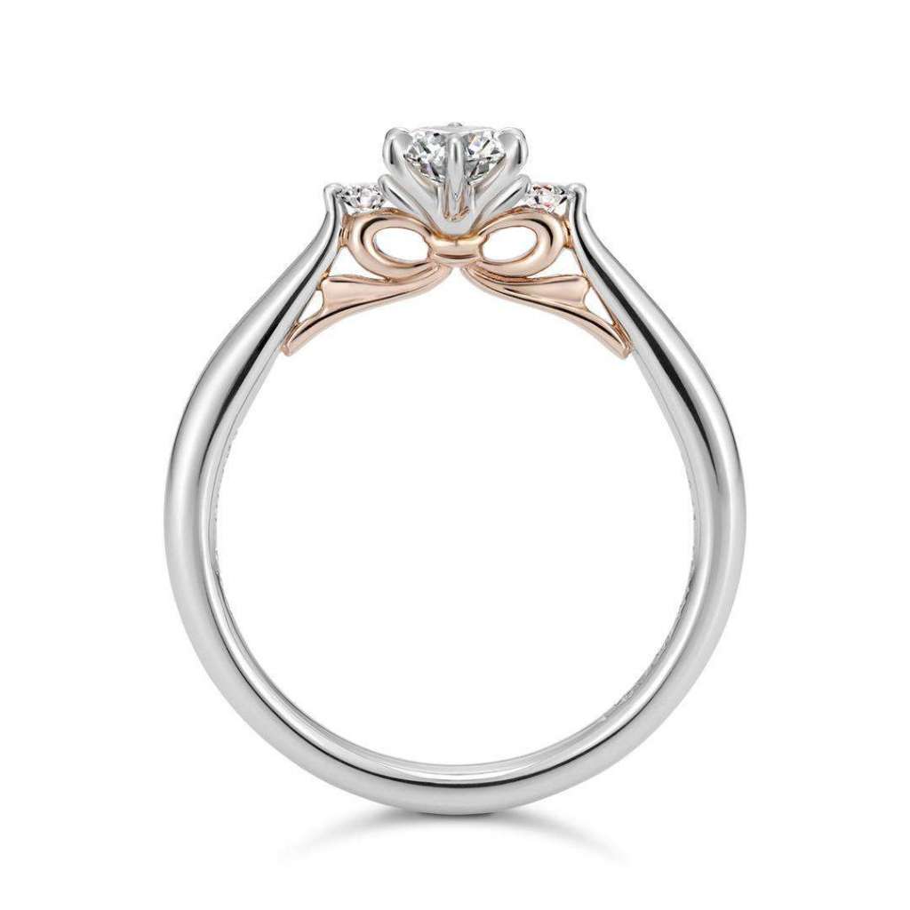 20代女性に人気の婚約指輪デザイン《リボン》