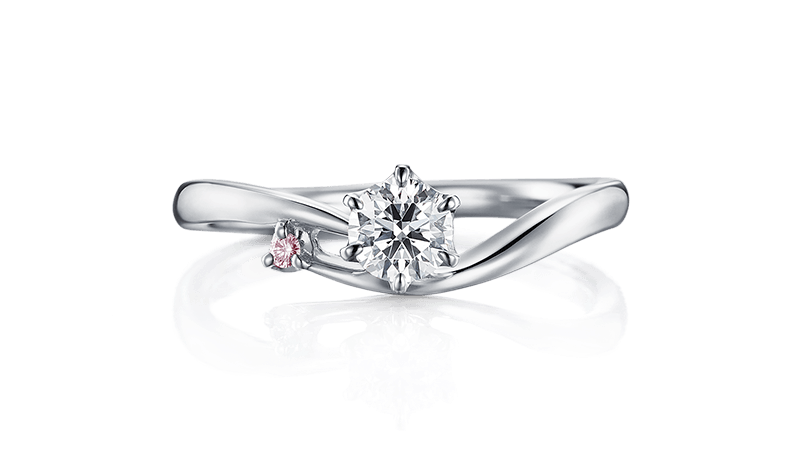 20代女性に人気の婚約指輪デザイン《SPICA（スピカ）》