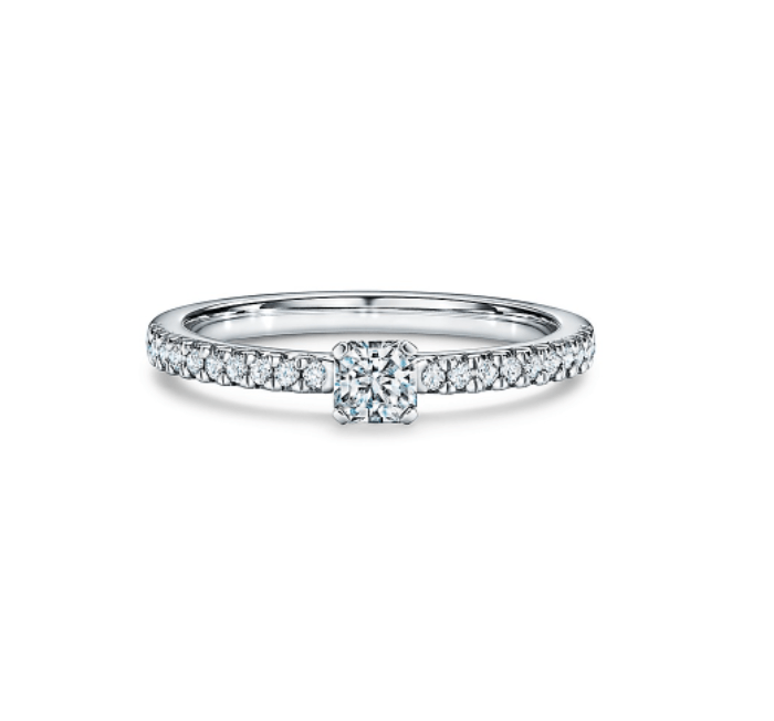 ティファニー婚約指輪の値段｜価格が相場以下の人気デザイン５つ