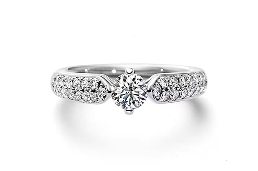 エクセルコダイヤモンドの婚約指輪