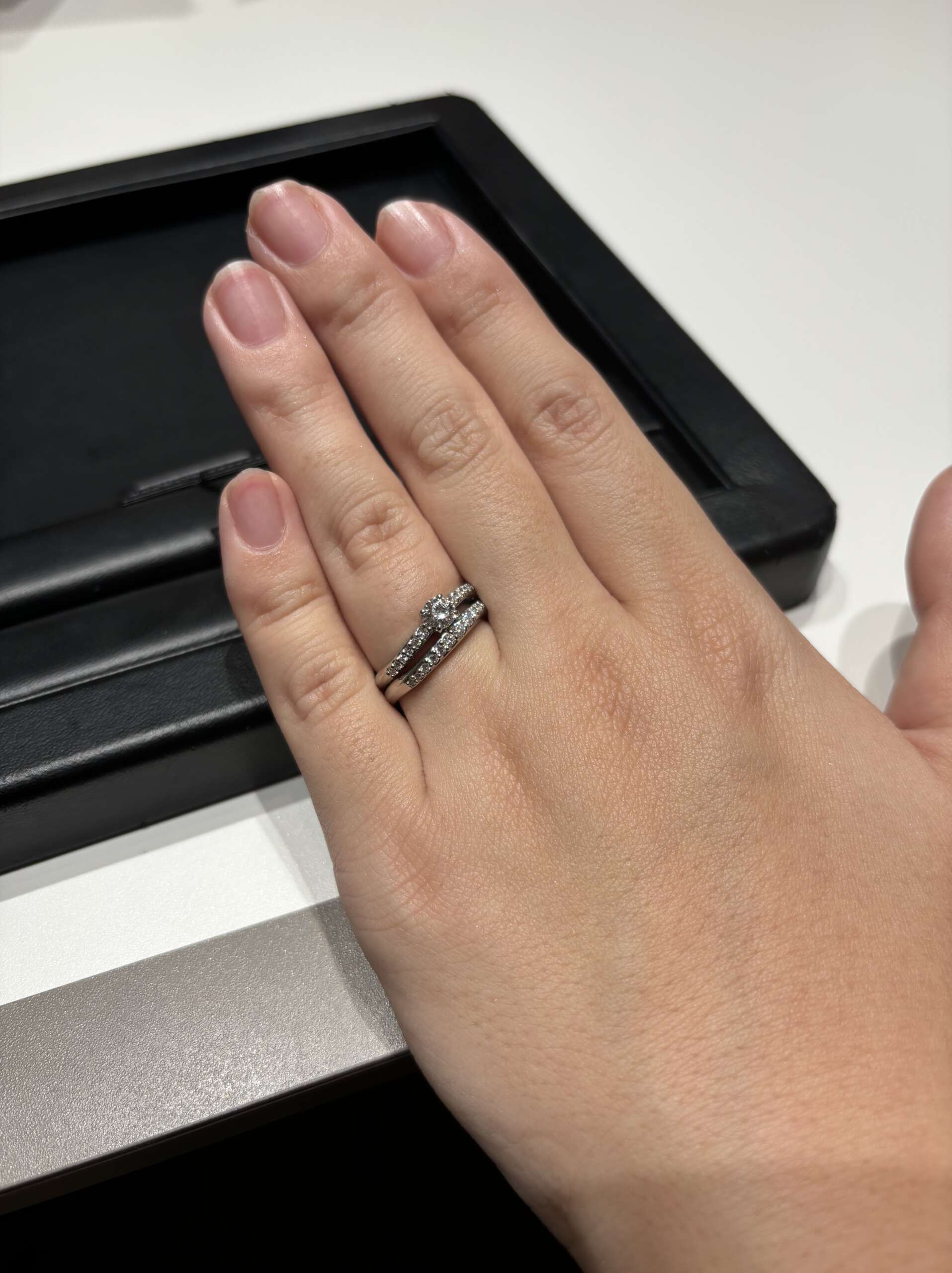 GRAMERCY｜ラザールダイヤモンド｜結婚指輪・婚約指輪