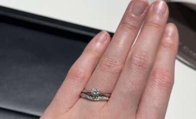 crescent｜ラザールダイヤモンド｜結婚指輪｜婚約指輪