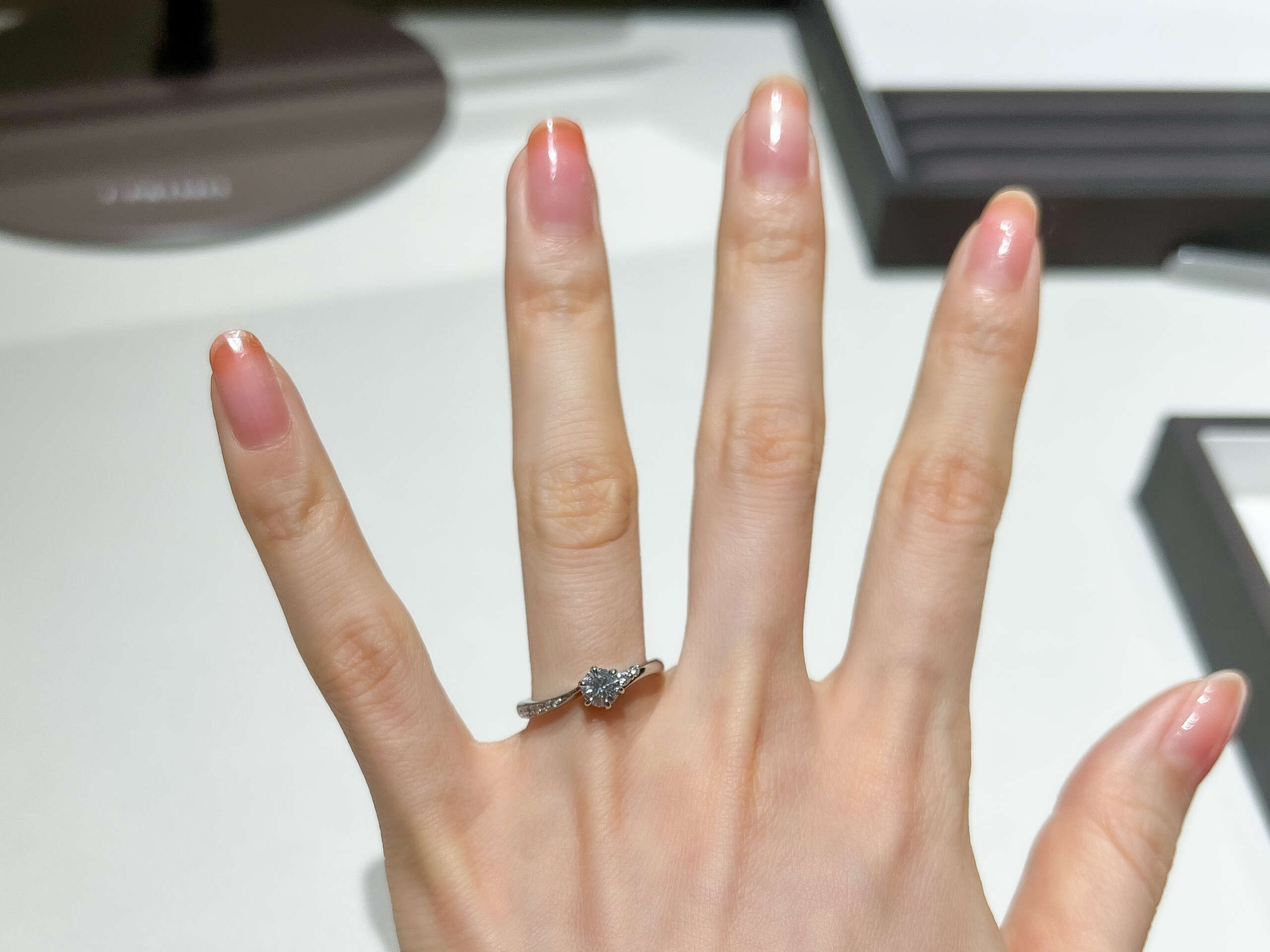 アンドロメダ｜婚約指輪｜アイプリモ